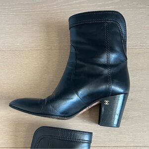 CHANEL Black calfskin Heeled Leather Boots